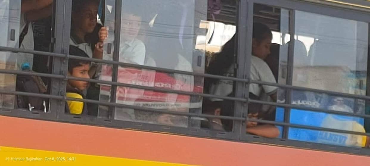 Khinwsar Private School Buses Run Amok: 150-200 Kids Crammed into 50-Seat Vehicles Amid Admin Silence