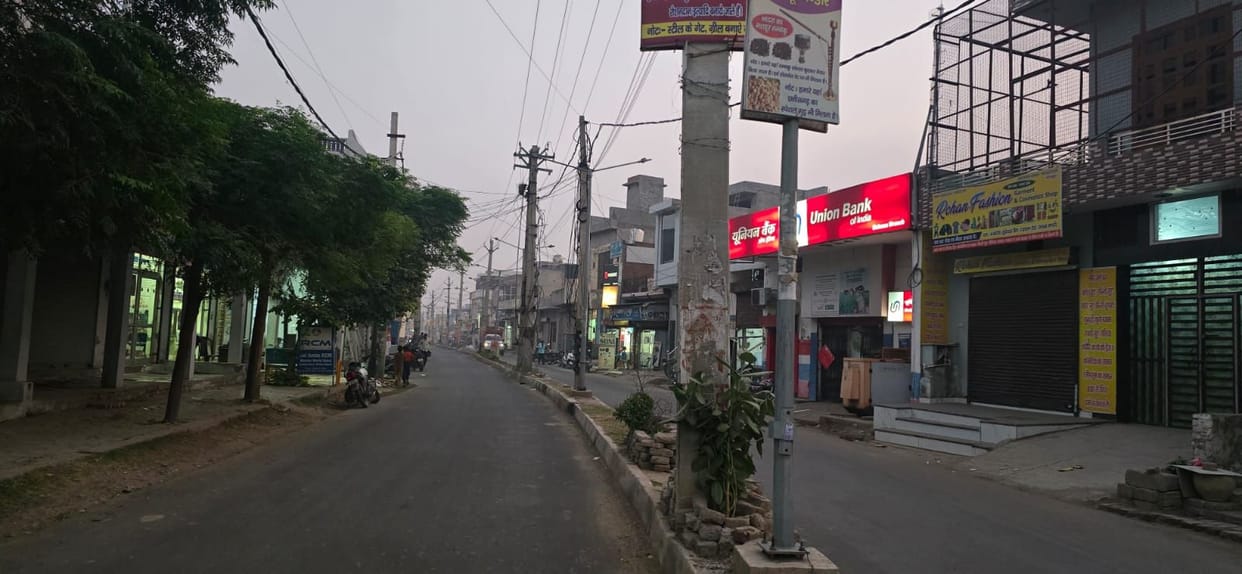 Rajbaha Road plunged into darkness, public troubled