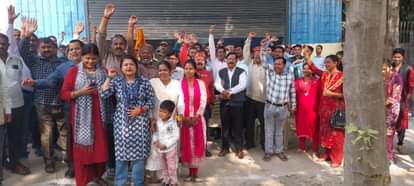 Protest against garbage transfer center