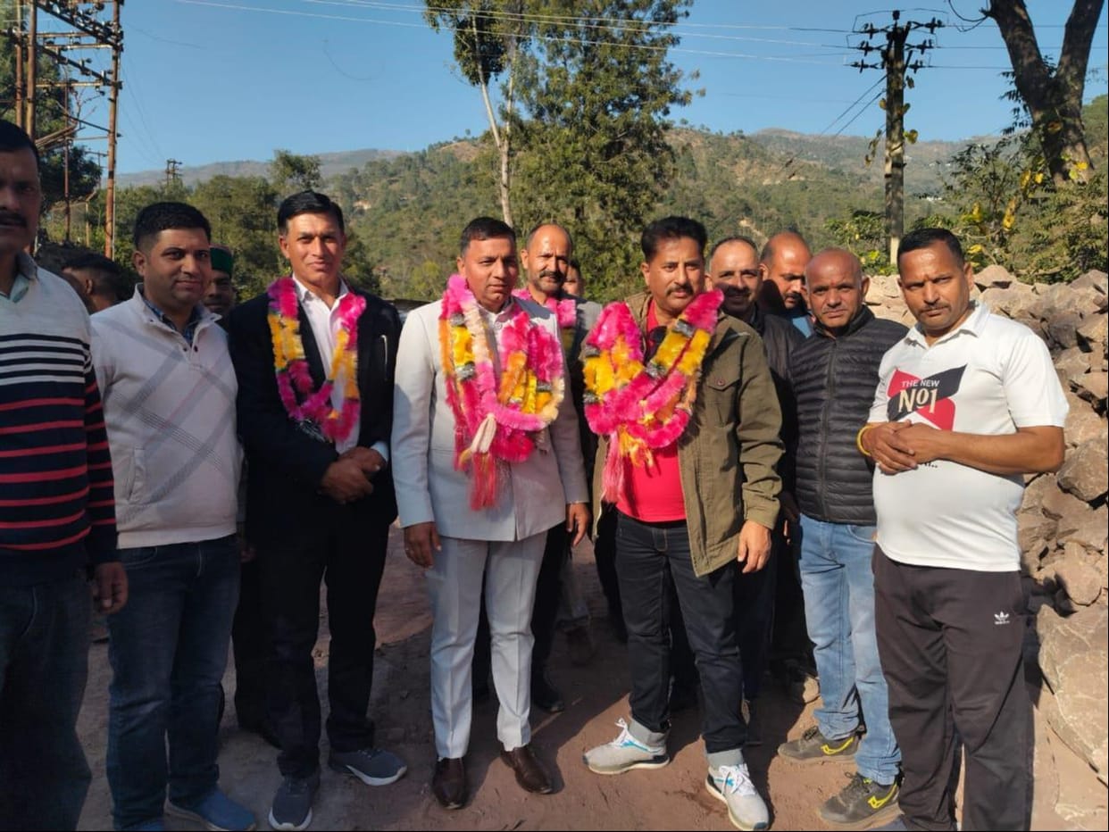 Bagthan, Nehraswar in next round in volleyball