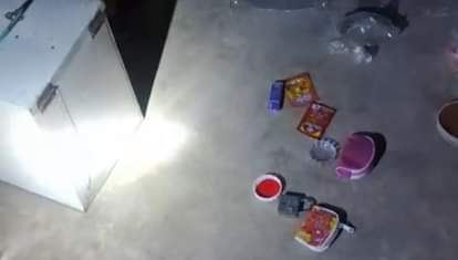 In Shahdol, a miscreant escaped with 1.5 kg of silver and gold jewellery in broad daylight.