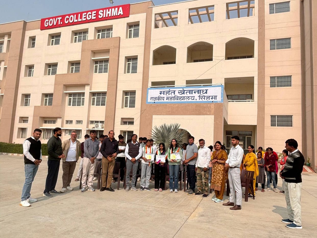 Prachi stood first in the speech competition at the Zonal Youth Festival
