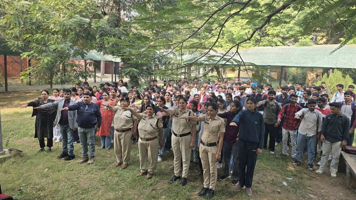 Mobile number issued to students for their safety