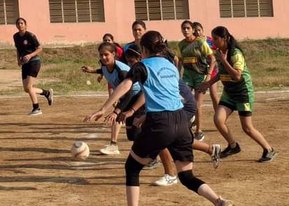 Handball: Shri Ram College Muzaffarnagar wins the inter-college competition