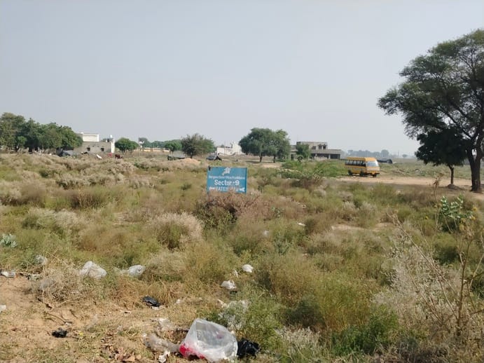 House and house owners also became poor for the plot, stuck in verification