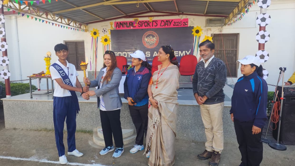 Aditya Bisht and Shreya topped in 200 meter race