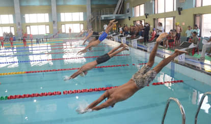 Badminton: Rohtak defeated Ambala in the girls' semi-final match.