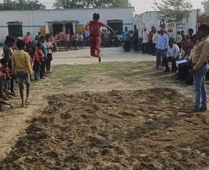 Mahavir was at the forefront in the 50 and 100 meter races.