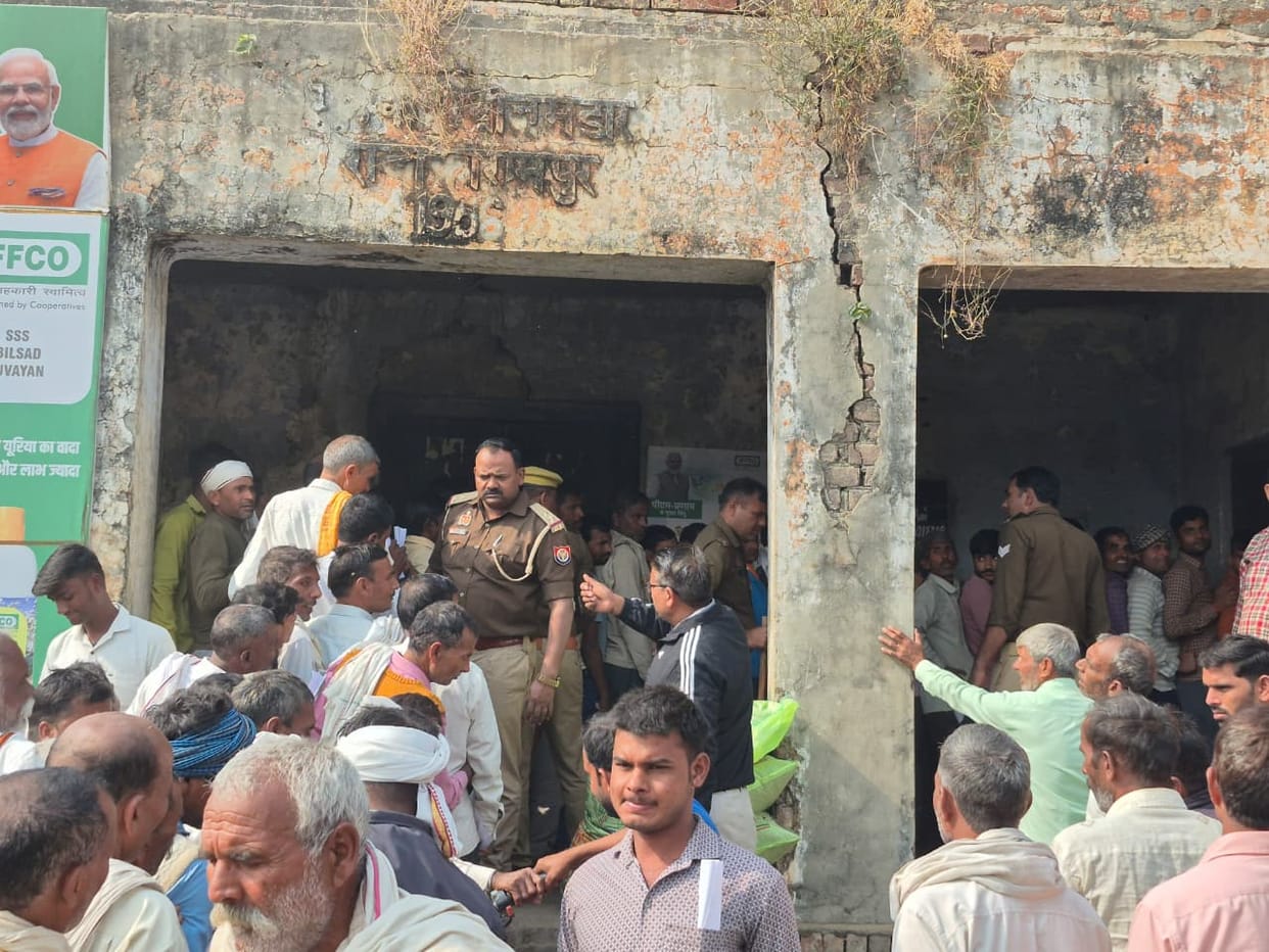 Farmers are troubled by the shortage of fertilizers