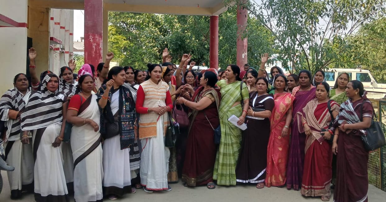 ASHA workers protested against not receiving honorarium