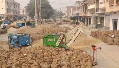 Paddy trolleys will not come to the grain market after 5 pm.
