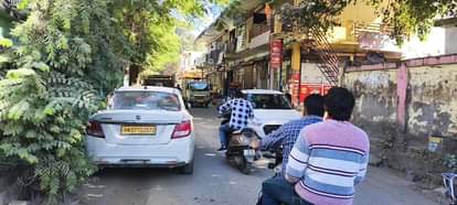 traffic jams in vikasnagar
