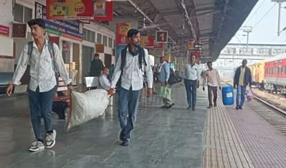 Prayagraj Passenger arrived three hours late