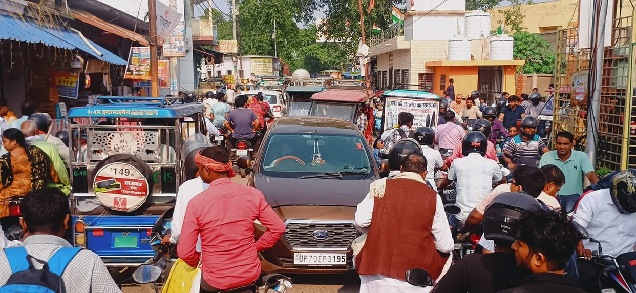 Traffic rules flouted, 5,975 challans issued in 11 days despite strict measures