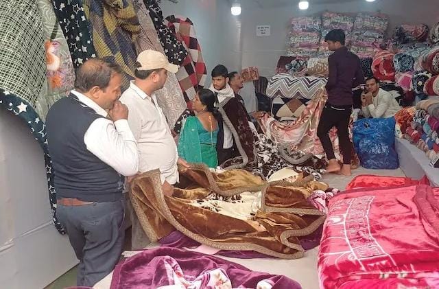Sales of blankets pick up, better business expected