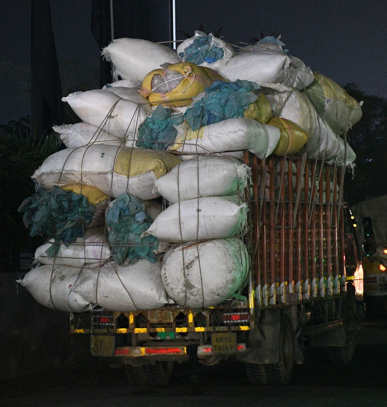 Two arrested for passing overloaded vehicles after taking bribe, case filed against ARTO and eight others