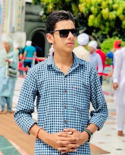 Three youths were attacked with knives, one BA student died.