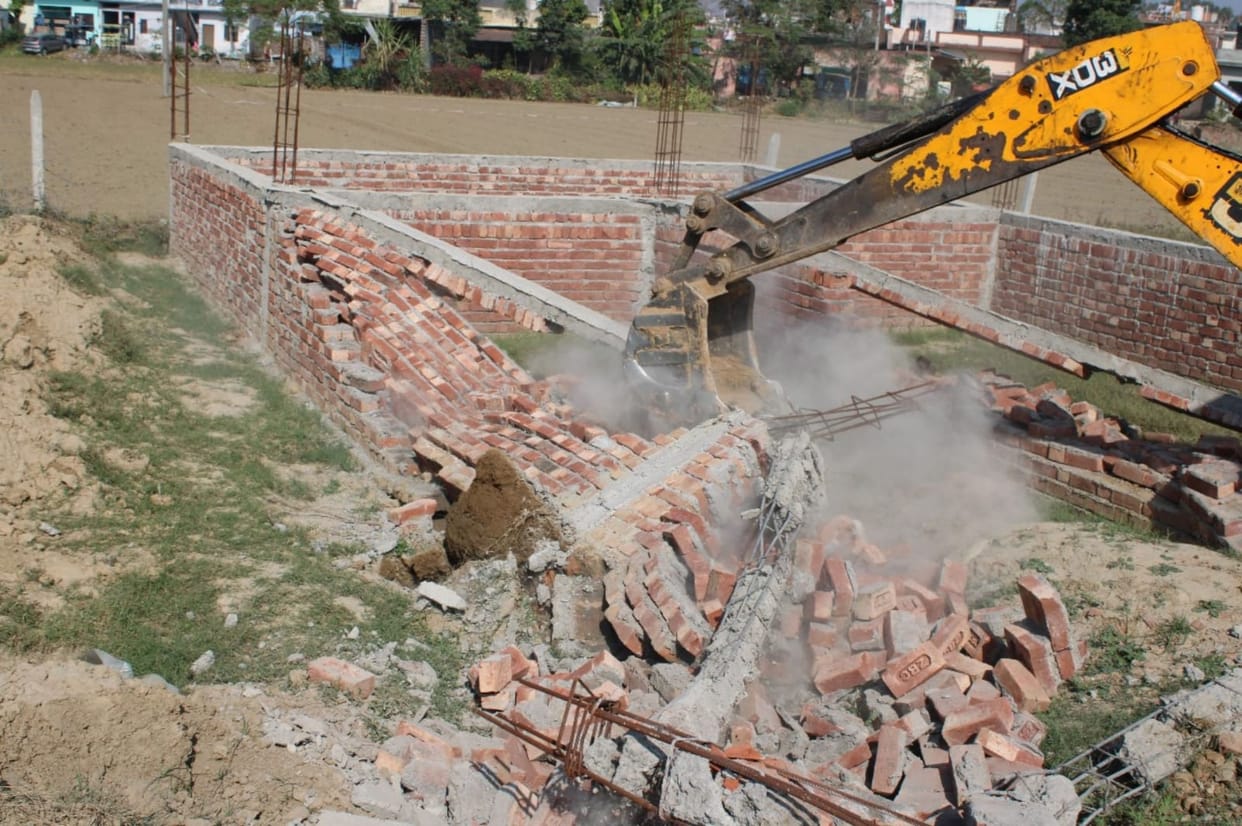 DTP demolished construction in illegal colony