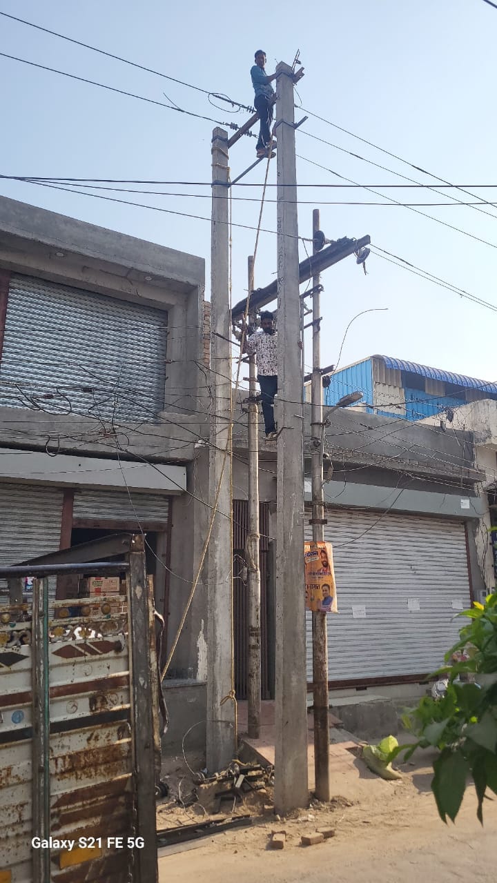 The corporation has started removing iron poles to prevent accidents during the rains.