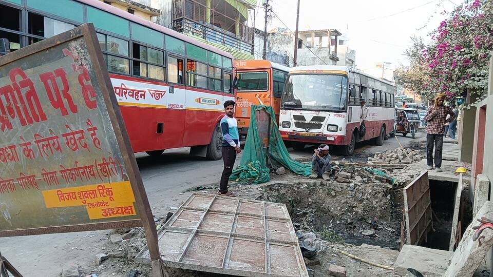 Sampling should be done to check the quality of the Shiv Mandir corridor