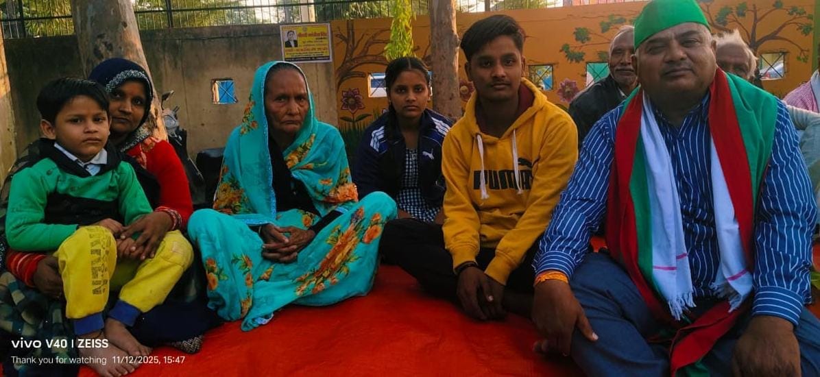 The family has been on strike for two days over the Electricity Corporation's breach of promise.