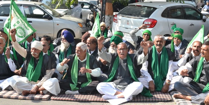 Farmers protest against paddy scam