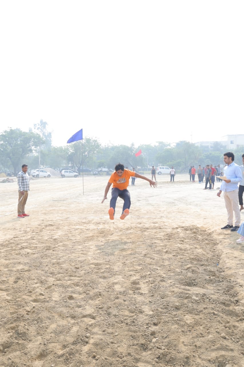 Mohit first in 400 meter race and Deepanshi first in shot put