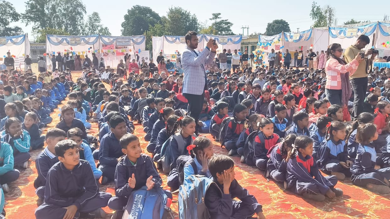800 children from 47 schools participated in Bal Chaupal.