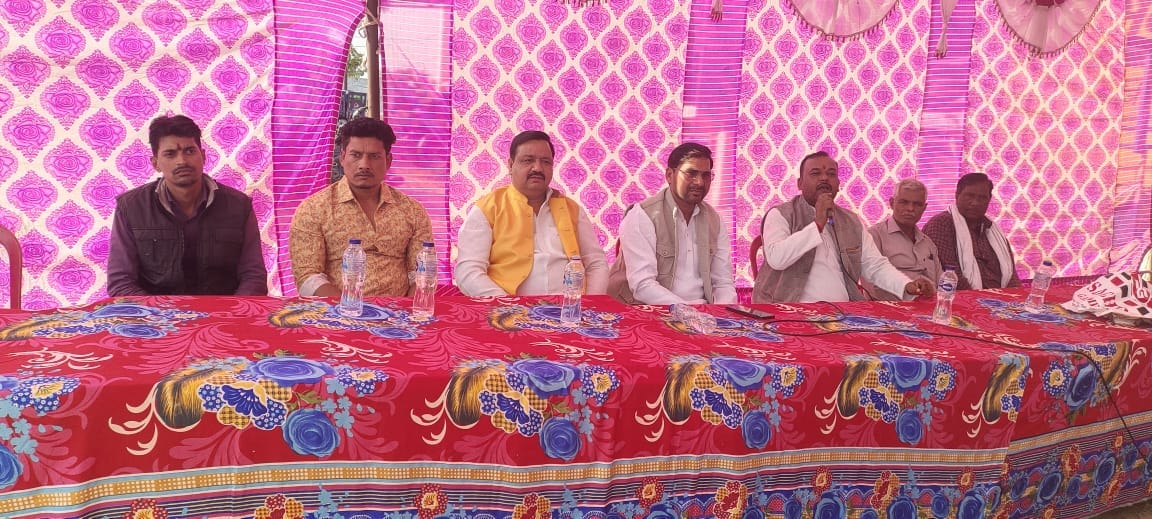 Announcement of agitation till embankments are built on both sides of the Ganga