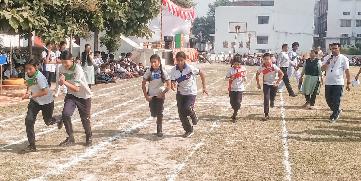 Raghavi won gold in shot put and Lakshya won gold in 1500m.