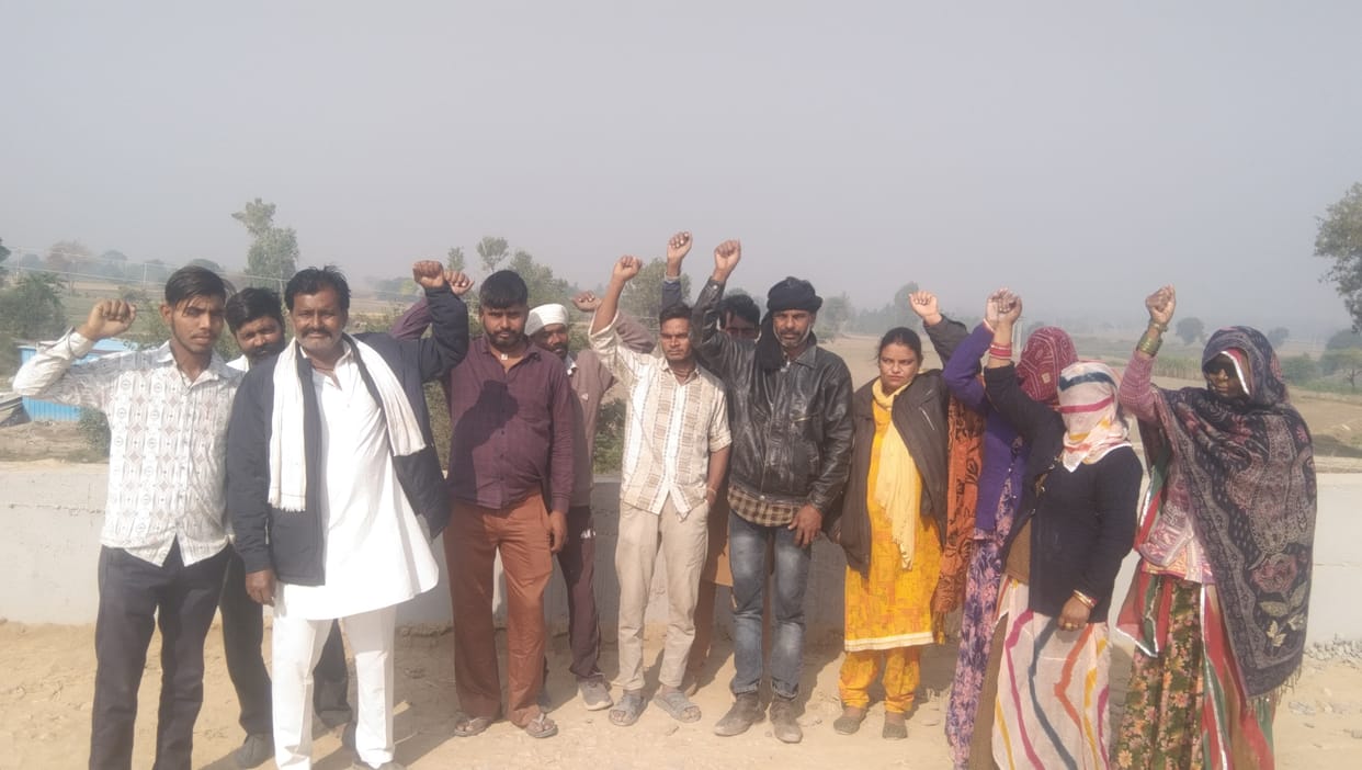 Workers halted the construction of the bridge