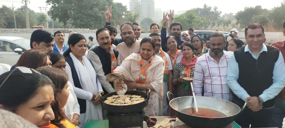 NDA's victory in Bihar elections was celebrated with drums and trumpets, and people fed each other jalebis.