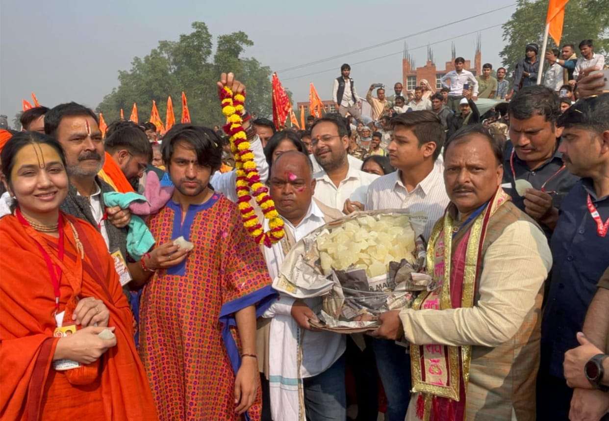 People gathered to welcome the Sanatan Ekta Padyatra.