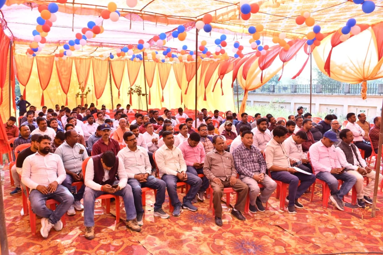 Lekhpals pledged to serve by donating blood