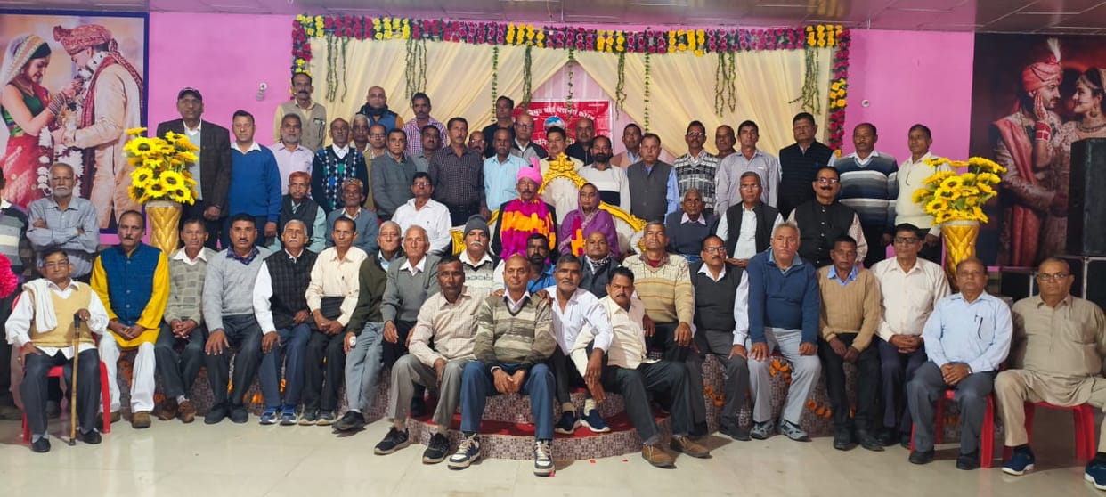 Pensioners angry over reduction in dearness allowance, warn of agitation