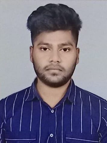 Railway employee's son dies after car collides with truck on Lucknow-Delhi highway
