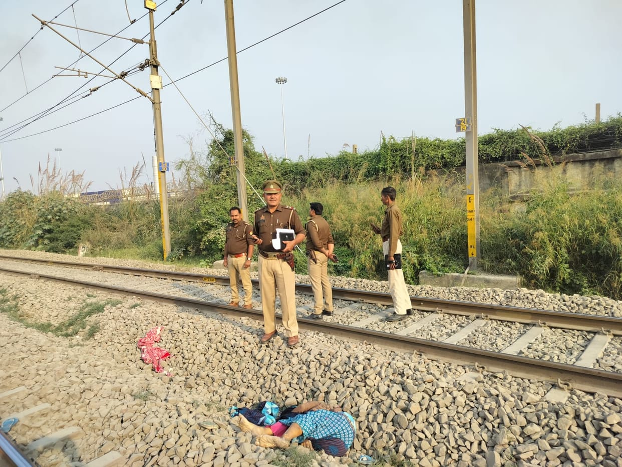 Police embroiled in border dispute, woman's body lay on railway track for four hours