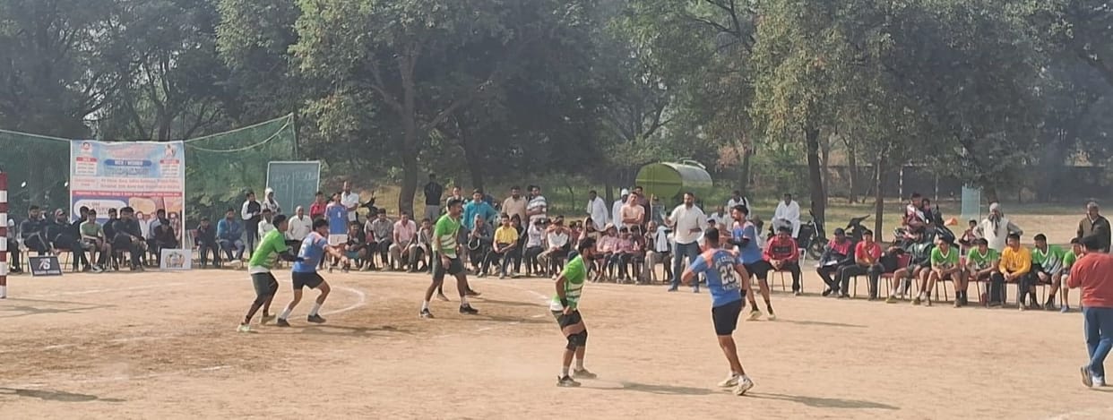 Umra's team defeated Rajasthan 22-7 in the handball tournament.