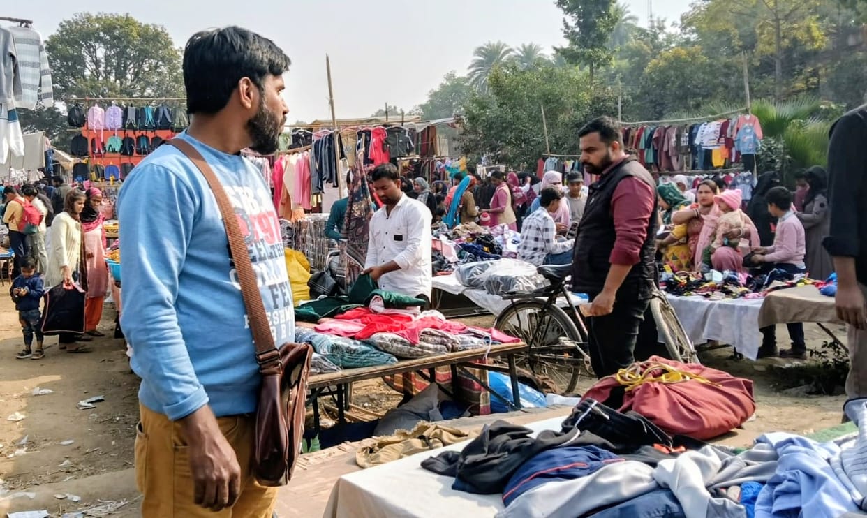 Why is there silence on the illegal weekly market?