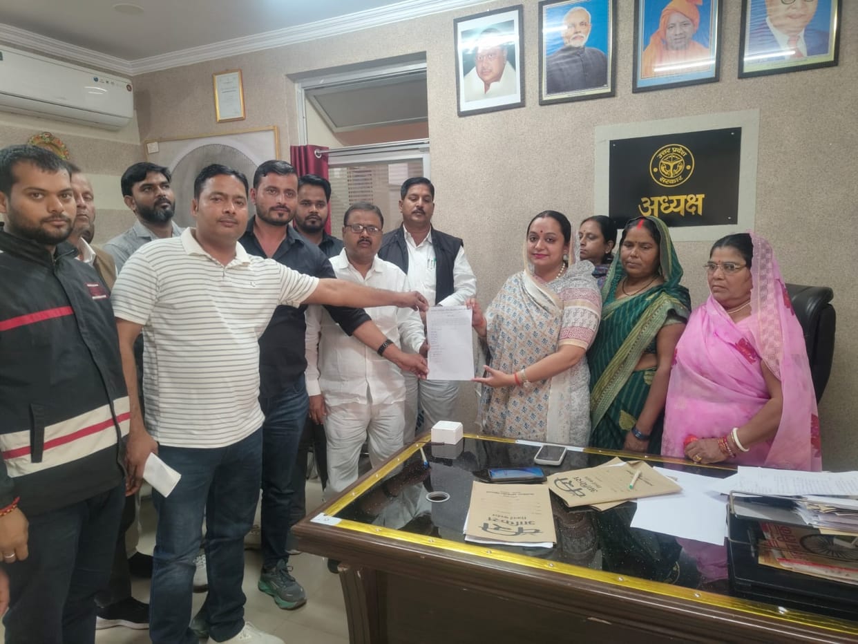 Municipal council meeting held amid hustle and bustle