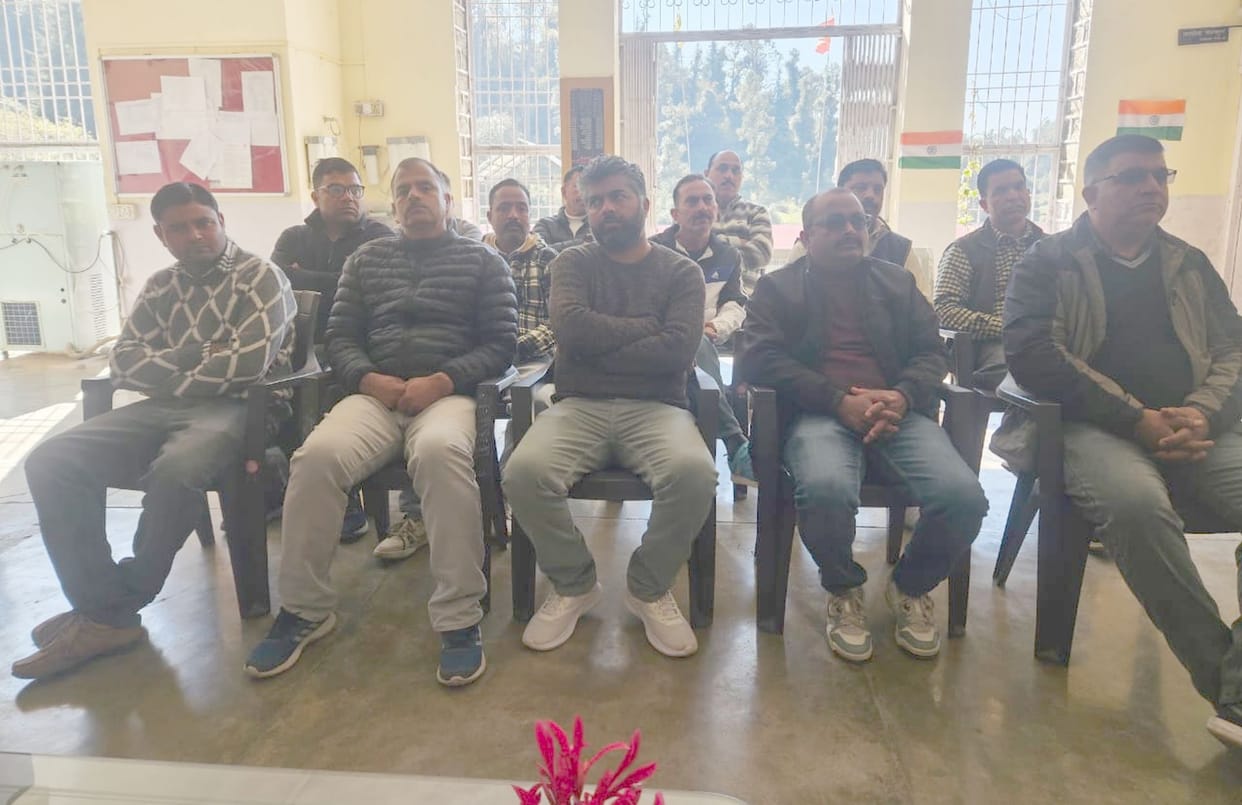 Contract employees should be regularized twice a year: Federation