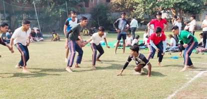 Players performed brilliantly in the district level Kabaddi competition organized by Krida Bharti.