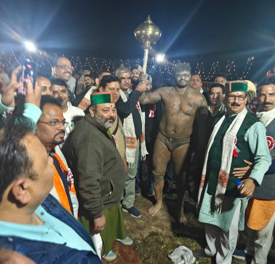 Rohad's silver medalist proving his talent in heavyweight wrestling