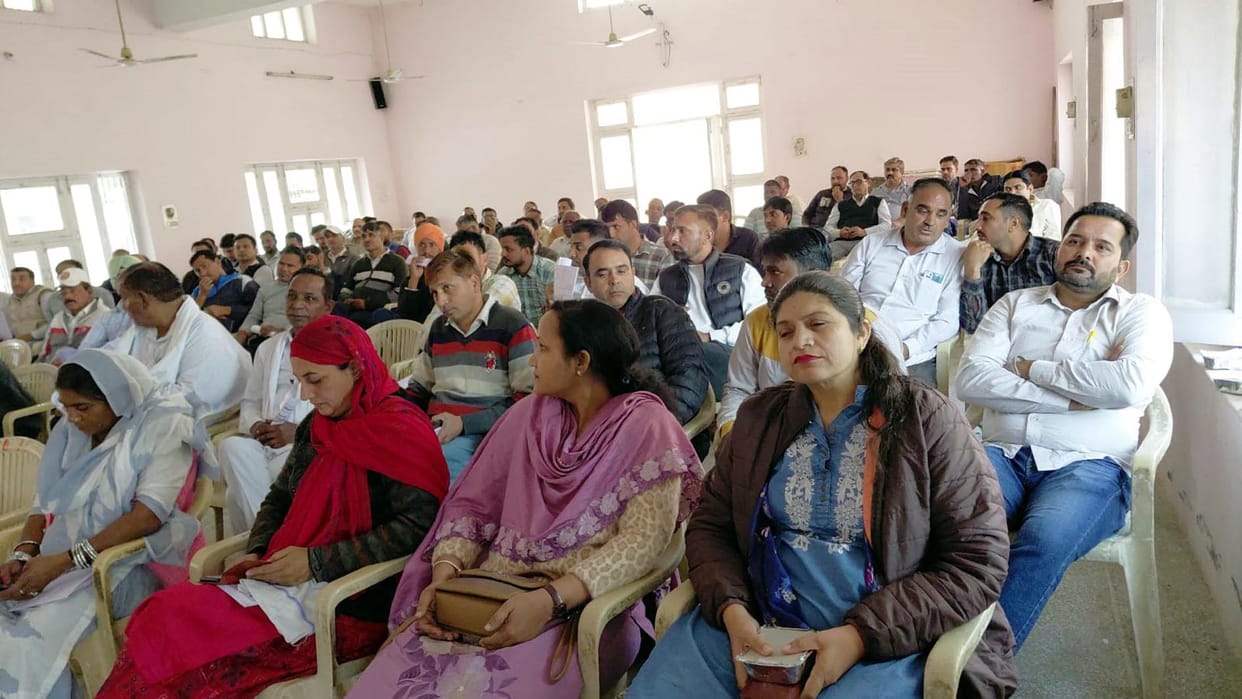 Surjeet became the district head of Sarva Karamchari Sangh, Ramniwas became the secretary