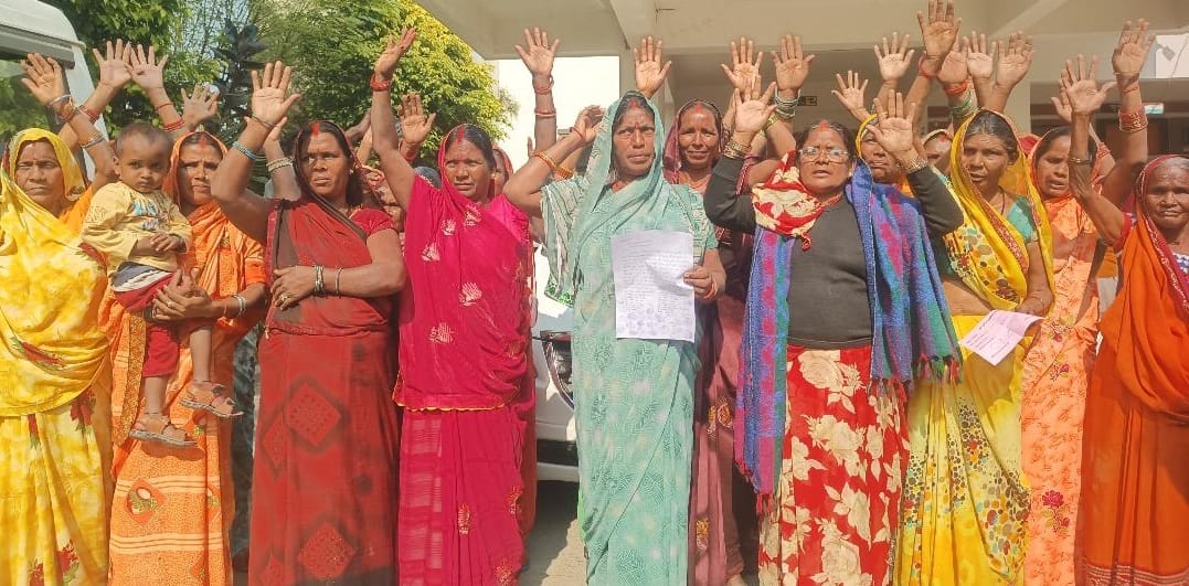 Women stage protest to curb illicit liquor