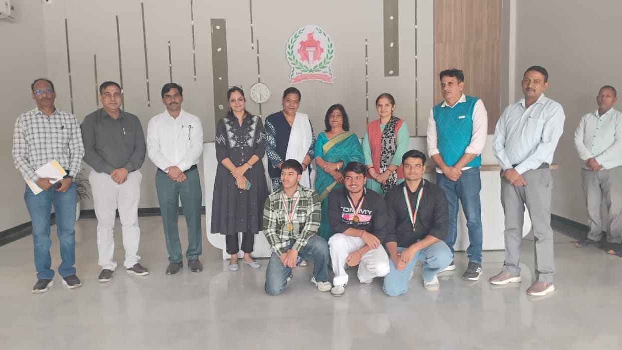 Players showed their strength in IGU Inter-College