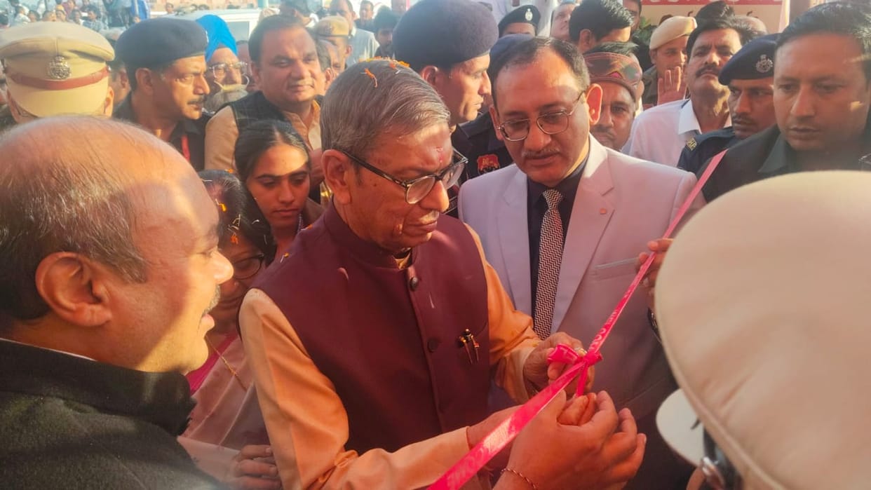 International Geeta Mahotsav begins with the inauguration of Saras and Crafts Mela amidst the sound of conch shells.