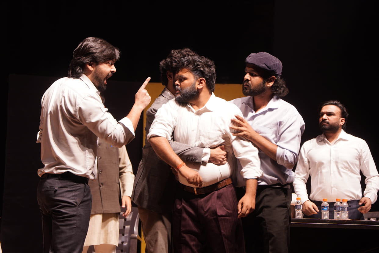 The play "Ek Ruka Hua Faisla" won the hearts of the audience.