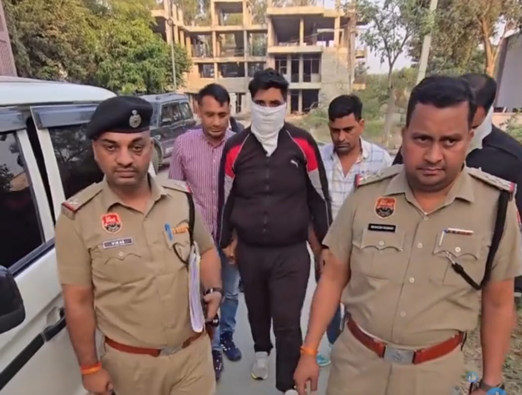 Disclosure: Arhtiyas had obtained fake gate passes by paying a bribe of Rs 5 lakh.