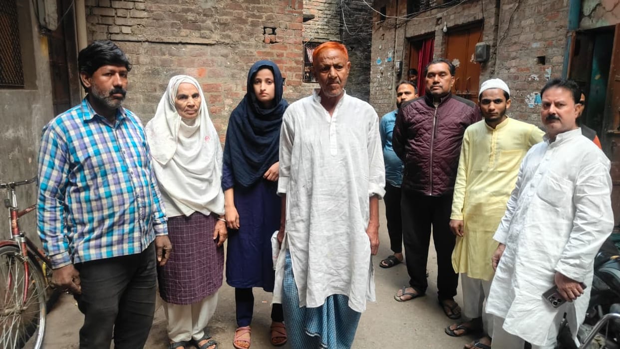 New forms not received...old names missing, voters wandering to BLO